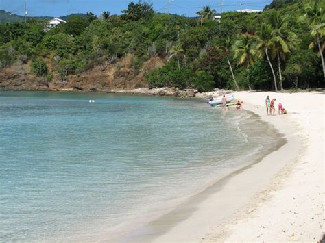 st thomas honeymoon beach